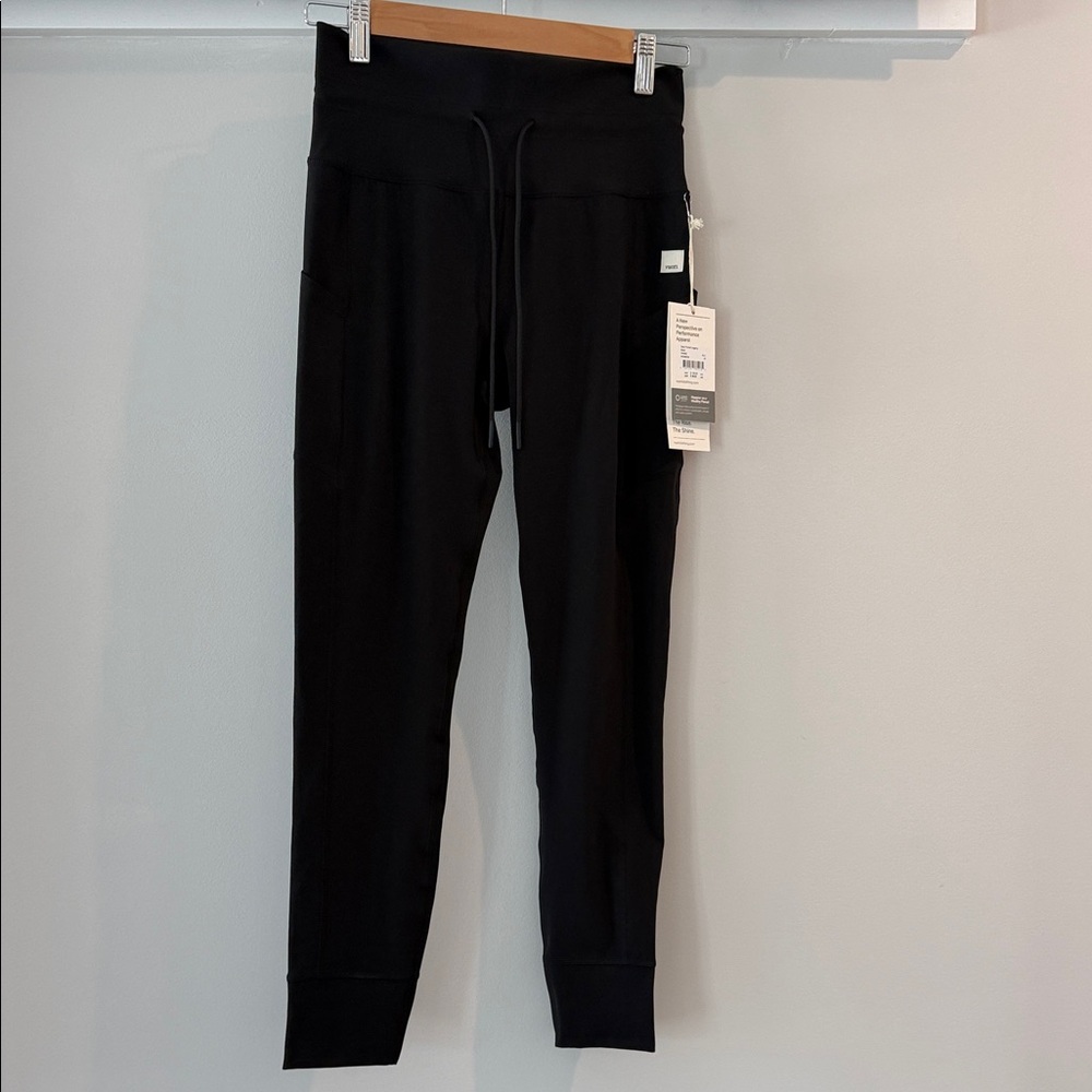 Vuori Black Daily Pocket Leggings